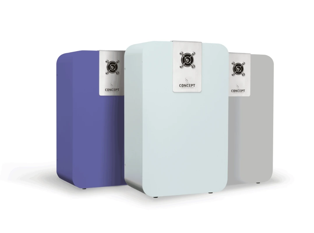 Tre scocche di nebbiogeno Concept affiancate, con finiture cromatiche diverse.