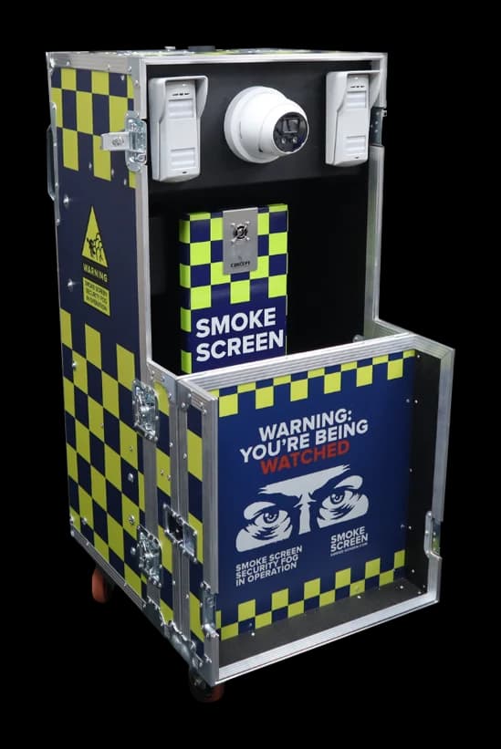 Sentry, sistema nebbiogeno mobile in flight case su ruote, aperto